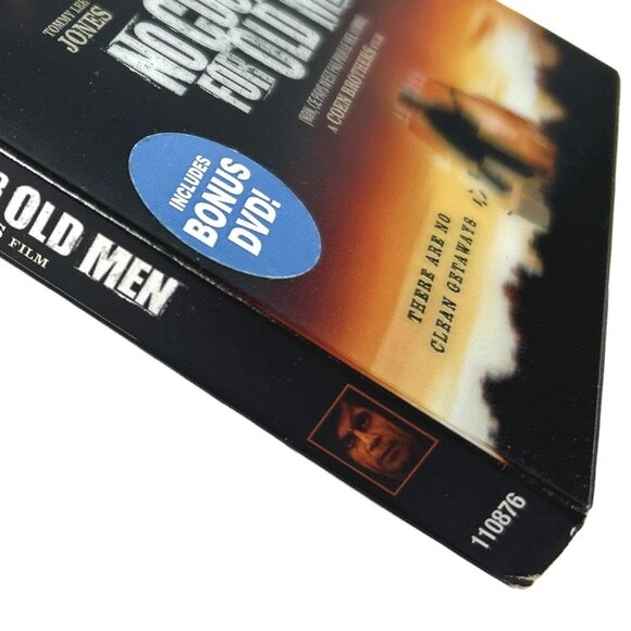 No Country for Old Men Blu-ray w/ Bonus DVD - Picture 4 of 8